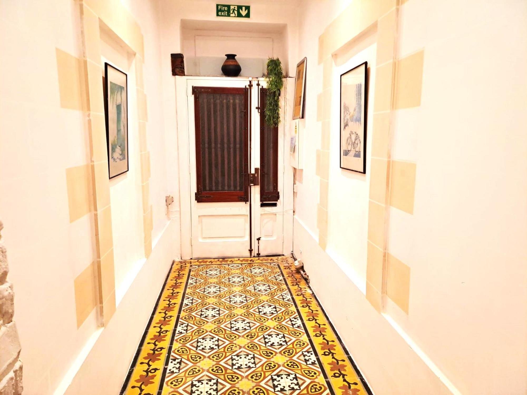 Rotas B Bed & Breakfast Saint Julian's ภายนอก รูปภาพ